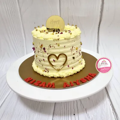 Anniversary & Engagement custom cake by Cakes & Shapes, Dubai — design code CS-0175