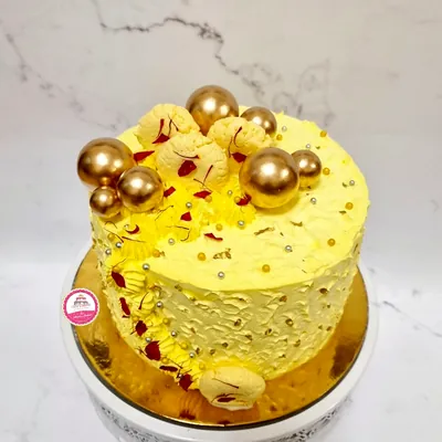 Birthday — Adults custom cake by Cakes & Shapes, Dubai — design code CS-0124