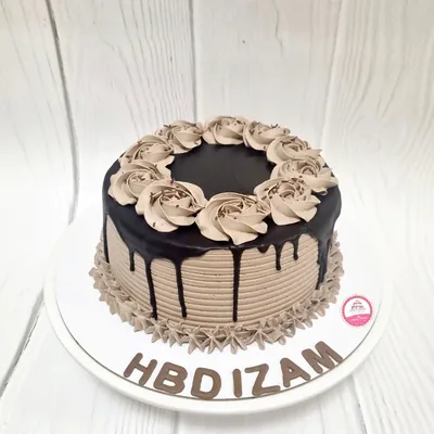Birthday — Adults custom cake by Cakes & Shapes, Dubai — design code CS-0185