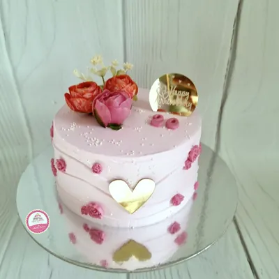 Birthday — Adults custom cake by Cakes & Shapes, Dubai — design code CS-0238