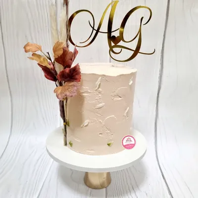 Birthday — Adults custom cake by Cakes & Shapes, Dubai — design code CS-0251