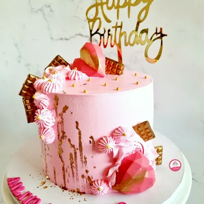 Birthday — Kids custom cake by Cakes & Shapes, Dubai — design code CS-0085