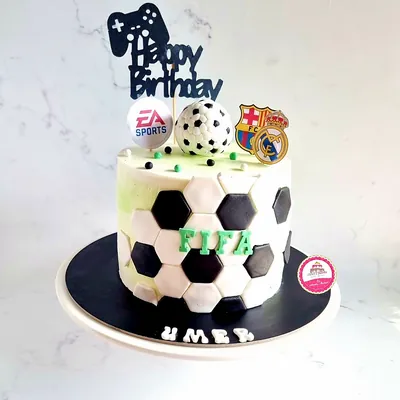 Birthday — Kids custom cake by Cakes & Shapes, Dubai — design code CS-0086