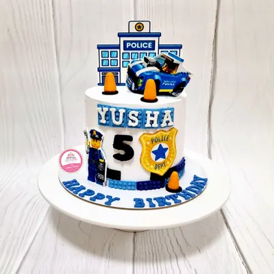 Birthday — Kids custom cake by Cakes & Shapes, Dubai — design code CS-0235