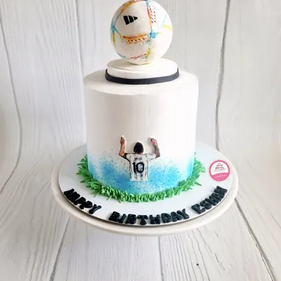 Birthday — Kids custom cake by Cakes & Shapes, Dubai — design code CS-0302
