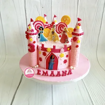 Birthday — Kids custom cake by Cakes & Shapes, Dubai — design code CS-0366