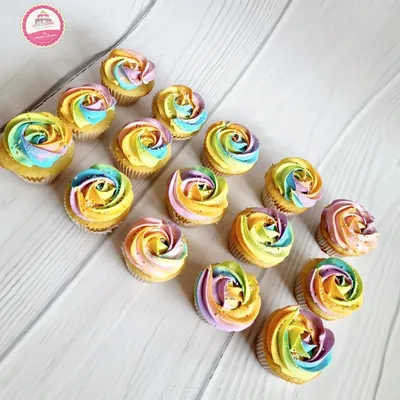 Desserts & Treats custom cake by Cakes & Shapes, Dubai — design code CS-0165