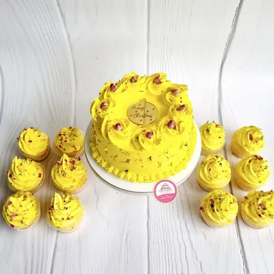 Desserts & Treats custom cake by Cakes & Shapes, Dubai — design code CS-0227
