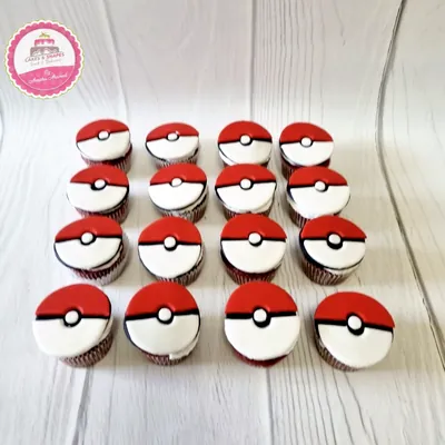 Desserts & Treats custom cake by Cakes & Shapes, Dubai — design code CS-0308